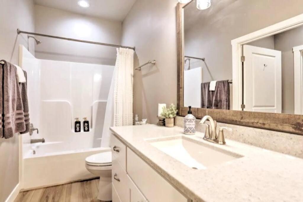 New! Cozy & Modern Spearfish Home Near Downtown! Exterior foto